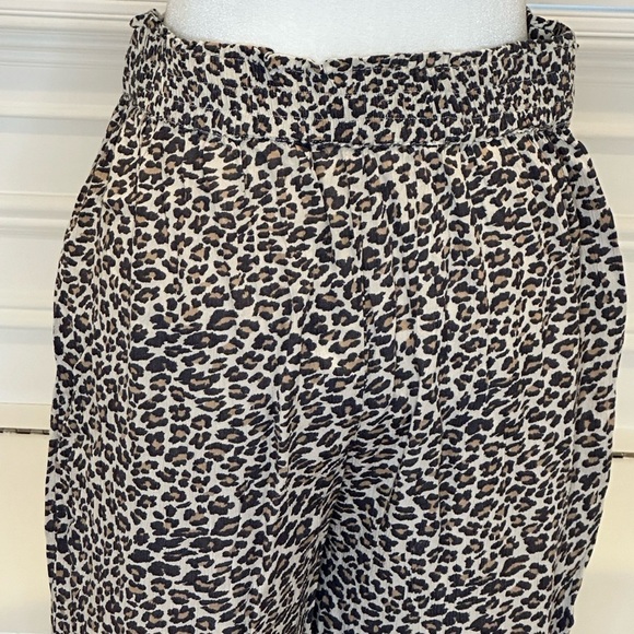 C&C California Leopard Print Wide Leg Pull on Pants with Tie Women’s Size Medium - Picture 8 of 11